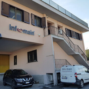 esterno della sede di infomain